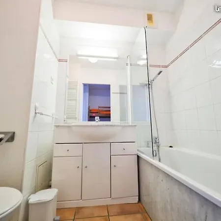 Avec Piscine, 600m Apartmán *