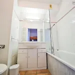 Avec Piscine, 600m Appartement *